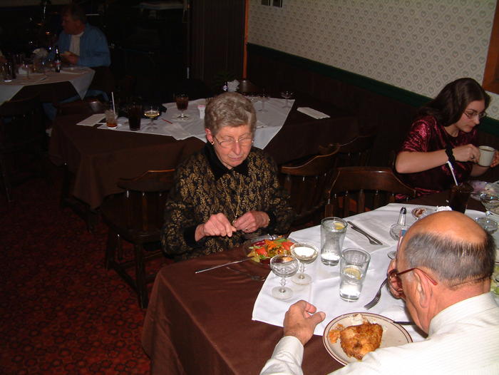 Leo and Louise with grand daugter Jessica