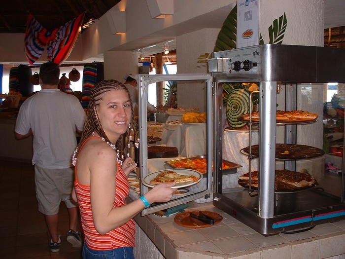 Mmm... pizza in Mexico