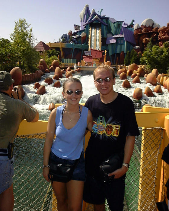 Glenn & Christina near water ride