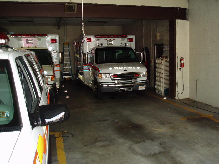 Garage (soon to be Cermak Tech & Accredited Services)