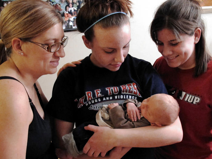 Mommy, Aunt Kayla, Aunt Ashlyn