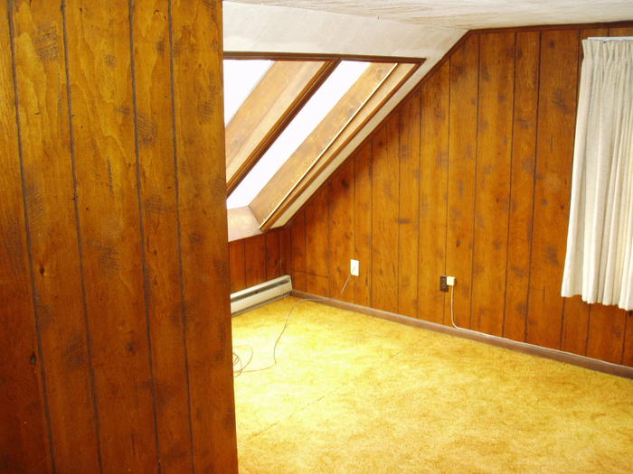 3rd floor bedroom 2