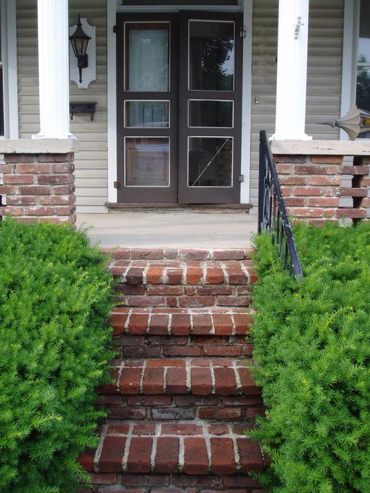 I bet this staircase will soon get wider