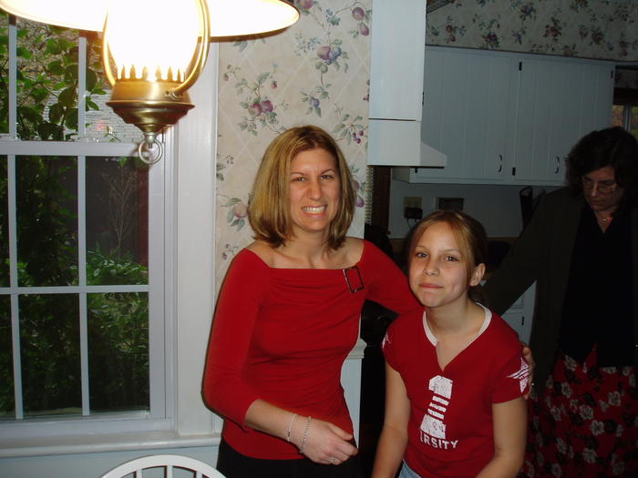 Heather and sister Kayla